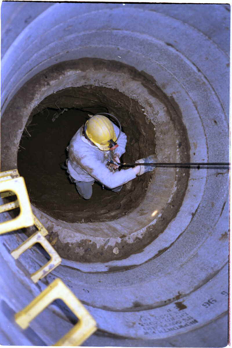 S t e v e   a s c e n d i n g   t h e   s h a f t   