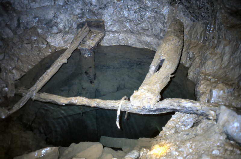 f l o o d e d   s h a f t   